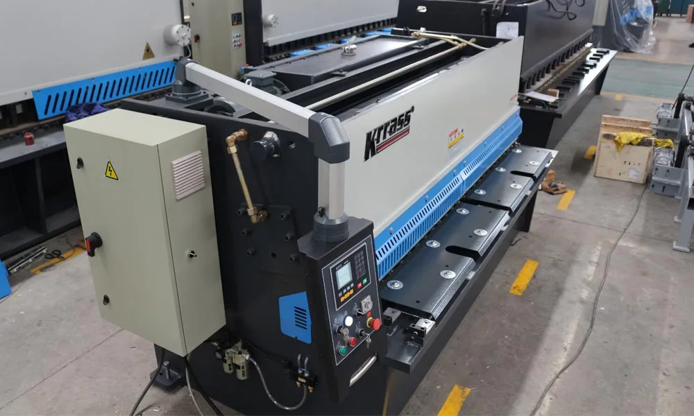Hydraulic Guillotine Shearing Machine Frame selection of materials - Pictures 1 Hydraulic Guillotine Shearing Machine