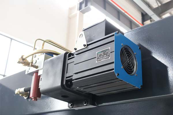 Hybrid Servo ECO Function