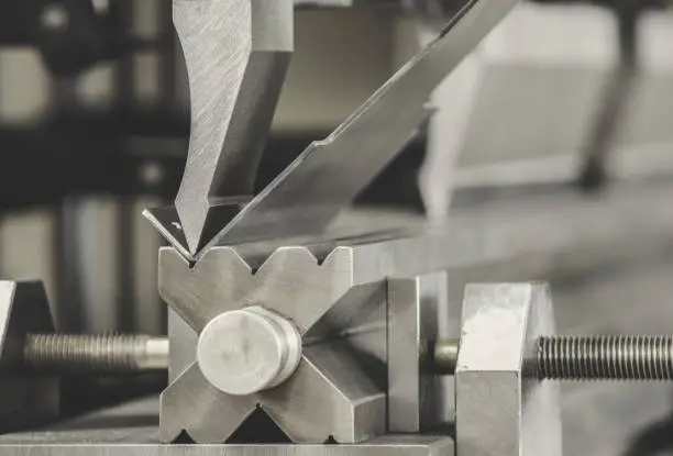 Bending-Angle