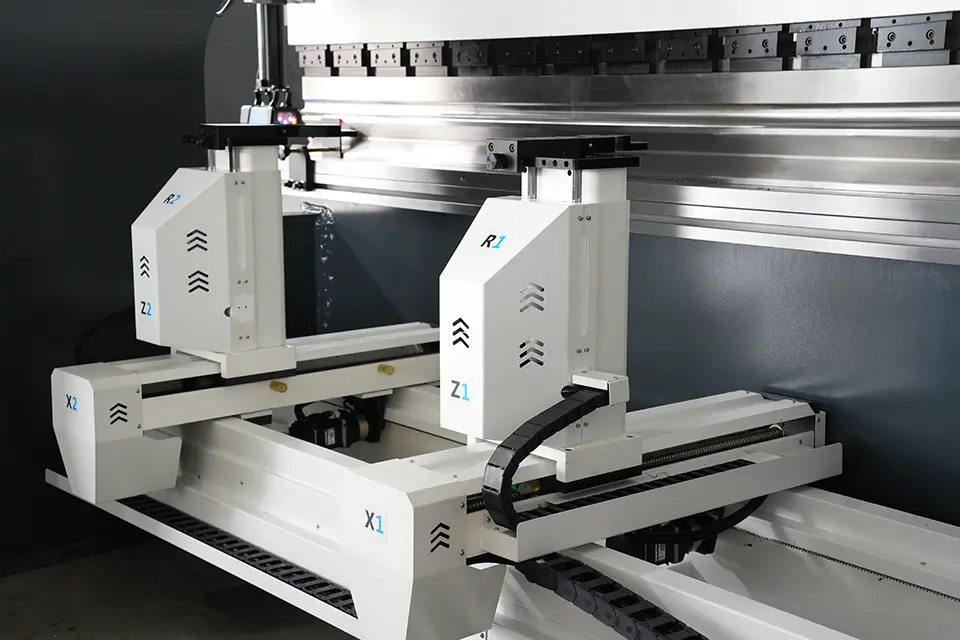 Hydraulic press brake multi-axis back gauge