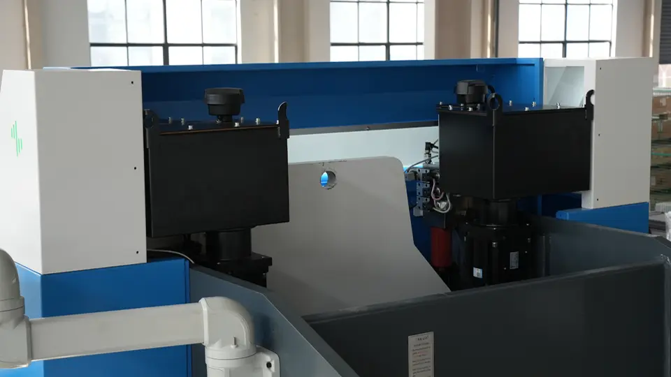 KRRASS Hybrid series CNC press brake back