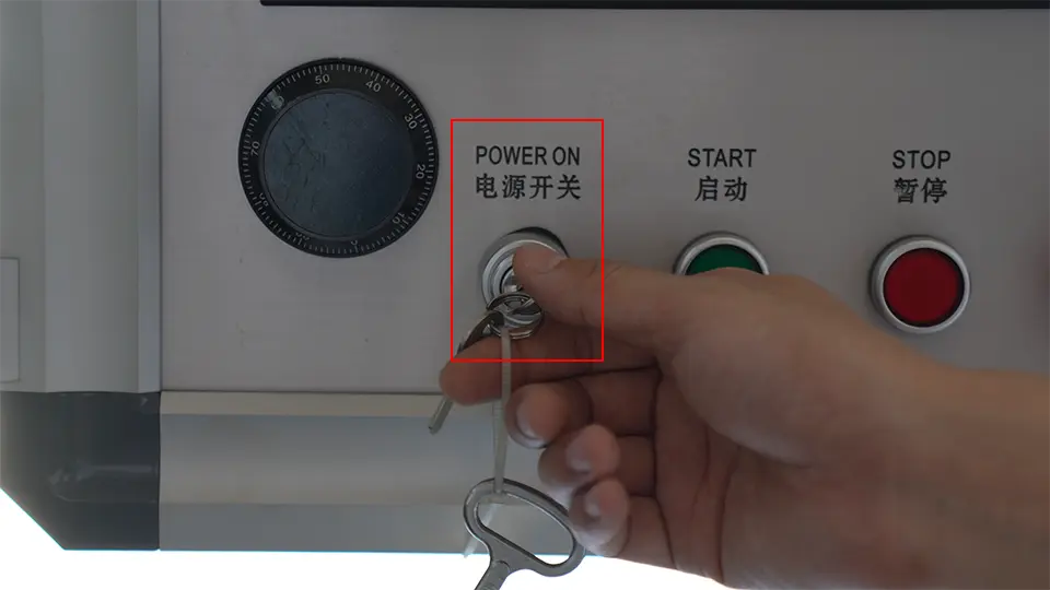Turn on the power switch in turn