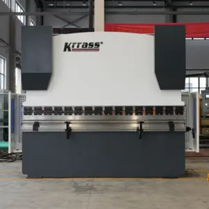 NC Press Brake WC67K-300T3200 E21 Front of the fuselage