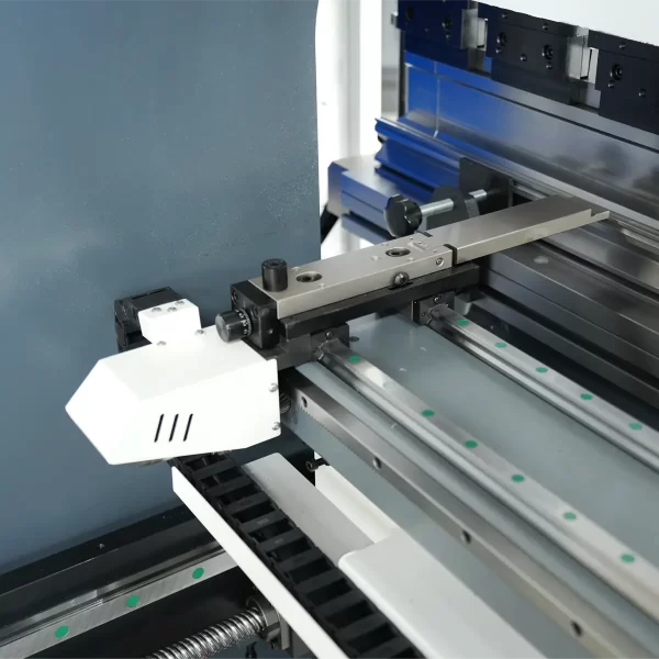 WC67K-100T3200 Press Brake Machine with Estun E310P Control and Manual Crowning - Image 3