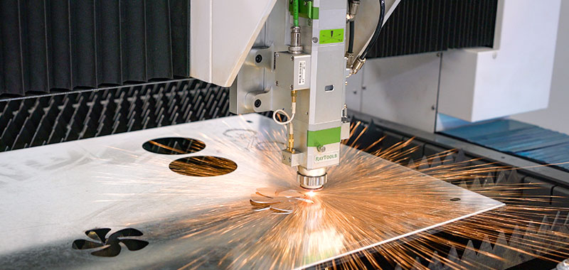 Sheet Metal Cutting Machines: Which One Suit You Best? - sheet metal cutting