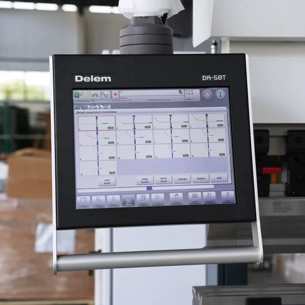 2XMB8-210T3200 With DA58T 3+1 Axis Tandem CNC Press Brake - Image 2
