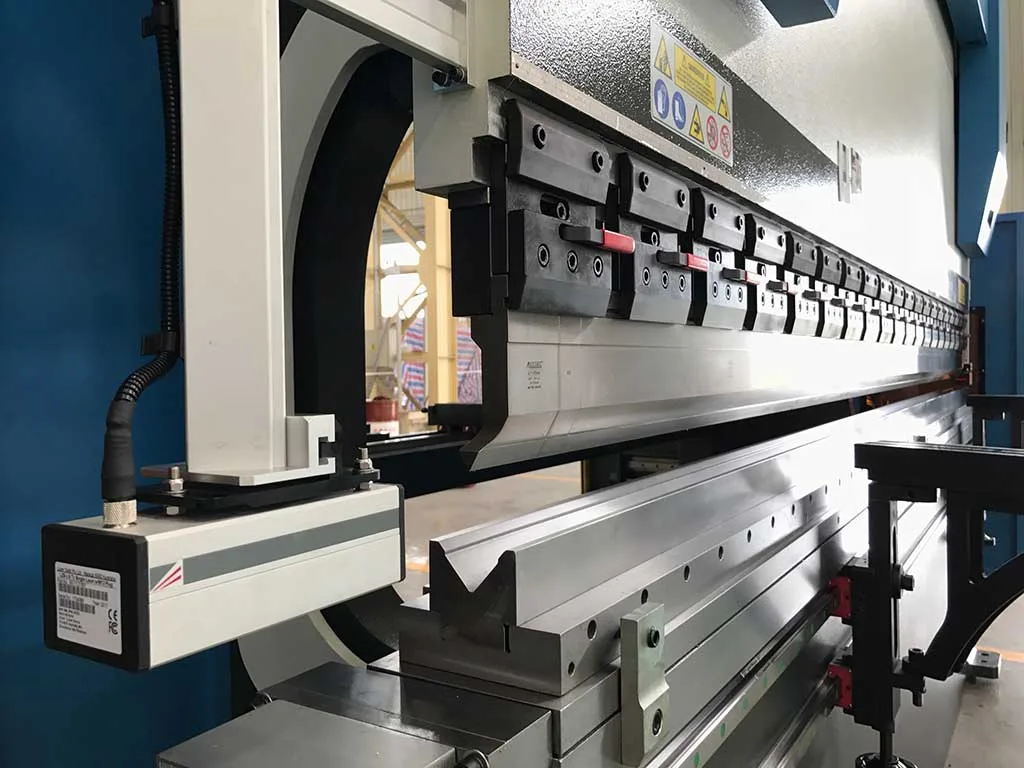 What is a sheet metal press brake what it can be used for