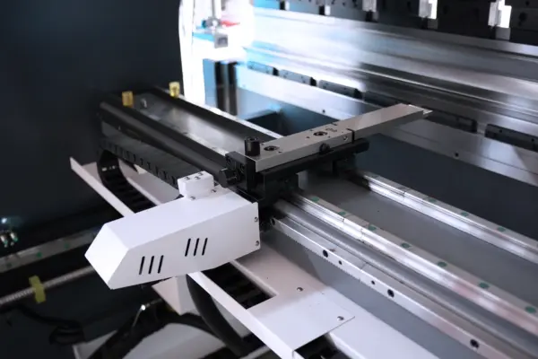 DELEM DA66T Press Brake Machine Price, PBS-110T2500 DA66T 6+1 Axis - Image 4
