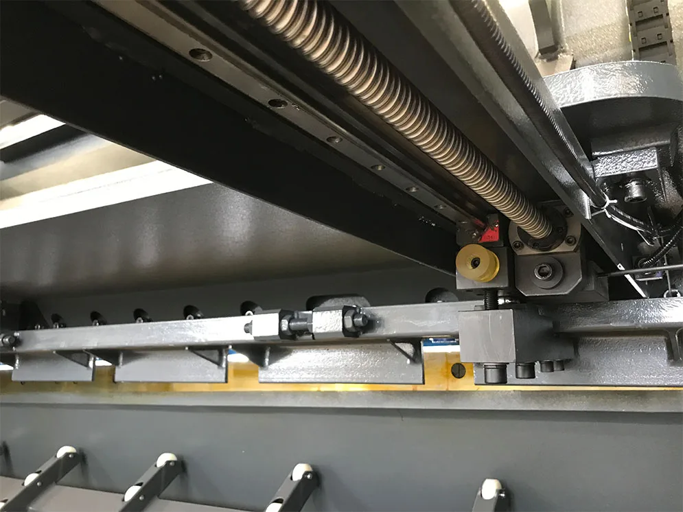 CNC Hydraulic Bending Machine: How to Correctly Use - Pictures 5 cnc hydraulic bending machine